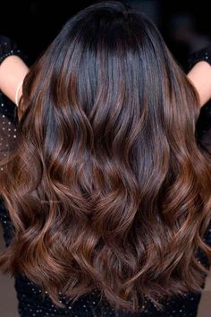 Balayage On Black Hair, Black Hair With Brown Highlights, Black Hair Ideas, Dark Ombre Hair, Black Hair Ombre, Black Hair Balayage, Brown Ombre Hair, Balayage Hair Dark, Black Hair With Highlights