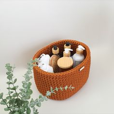 This soft oval basket is the perfect storage solution for teenage cosmetics or children's toys. This versatile basket is also ideal as a diaper holder. Keep your essentials organized and easily accessible with this stylish and practical basket. Whether you need to tidy up your vanity or nursery, this basket will add a touch of charm to any space. Upgrade your storage solutions with this lovely and functional piece today! Oval Basket, Cell Phone Screen, Children's Toys, Copper Material, Storage Solution, Storage And Organization, Storage Baskets, Personal Touch