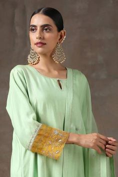 Shop for Kanika Sharma Green Tussar Cotton Embroidered Kurta Set for Women Online at Aza Fashions Kurta Set For Women, Handwoven Fabric, Kurta Set, Set For Women, Aza Fashion, Cotton Silk, Floral Motif, Hand Embroidered, Tunic Tops