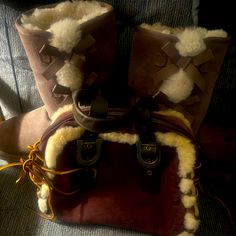 These Are So Pretty Together .... Great Price As Well I Have To Try To Keep Them Together! Ugg Boots Are Scuff Free Near-New/New W 3 Bailey Bows Moved To The Sides For A Distinctive "New Stylish Ugg Boot" In Summers Dessert Sand Color. Bag Is Label Collaboration With Newer Style Ugg Horseshoe Features.. Never Used. Flaw Is.. One Side Needs More Teather Attached As It's Very Soft And Make A Great Bow But Instead Not Apparent To Me Until Yesterday! Uggs Boots, Ugg Boot, Black Ugg Boots, Cold Weather Boots, Shearling Boots, Pull On Boots, Double Trouble, Fur Boots, Sand Color