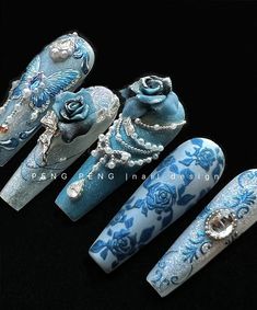 Royal Nails Aesthetic, Rococo Nail Art, Royal Nail Designs, Neutral Blue Nails, Blue Rose Nails, Fantasy Nails Designs, Filigree Nails