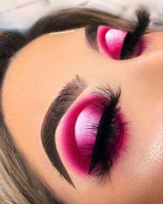 Hot Pink Prom Makeup, Rosa Make-up, Halo Eye Makeup, Mascara Hacks, Pink Eyeshadow Look, Girl Nails