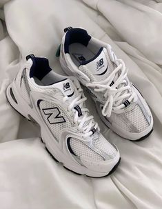 Cute Sneakers For Women, Sneaker New Balance, Colorful Sneakers, Dr Shoes, Trening Fitness