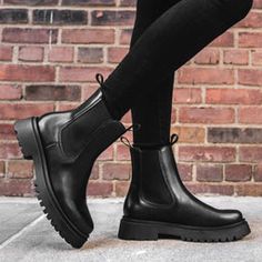 Women's Legend Platform Chelsea Boot In Black Leather - Thursday Chelsea Platform Boots Outfit, Platform Boot Outfit, Thursday Boots, Platform Chelsea Boots, Black Platform Boots, Slip On Boots, Chelsea Boot, Boots Outfit, Platform Boots