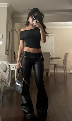 tarayummy Edgy Style Aesthetic, Introvert Aesthetic, Pinterest Wardrobe, Tara Yummy, Morticia Addams, Spiritual Manifestation, 2000s Fashion Outfits, Y2k Outfits