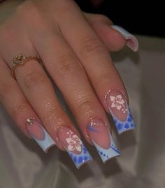 follow for more favorable pins#nails #nailart #nailsofinstagram #naildesign Carcase Iphone, Holiday Acrylic Nails, Nagel Tips, Easy Nails, Summery Nails, Unique Acrylic Nails, Acrylic Nails Coffin Short