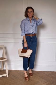 Uniform Fashion Work, Jeans Blouse Outfit Classy, Demin Skirt Outfit Ideas, Denim Maxi Skirt Outfit Spring 2024, Denim Skirt Work Outfit, Dress Down Friday Work, Friday Outfit Ideas, Long Denim Skirt Outfits, Skirt Outfits For Women