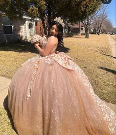 Rose Gold 15 Dress, Rose Gold Quinceanera Dresses Mexican, Rose Gold Quince Dresses Blush Pink, Quince Rose Gold Dress, Pink Glitter Quince Dress, Rose Gold Dress Quinceanera, Champagne Pink Quinceanera Dresses, Quince Dresses Pink And Gold, Rose Gold Xv Dresses