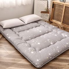 PRICES MAY VARY. Cover Material: Microfiber| Filling Material: Polyester + High-density base support foam | Twin Size: 39" wide x 80" long | Weight: 10 lbs WAHT INCLUDED IN THE PACKAGE: The whole set include 1 futon mattress, 1 same color mattress cover, 1 pair of bandage, 1 storage bag. With the mattress cover, you will no longer have to worry about the clean issue of the mattress, which can greatly improve the durability of the mattress. For better storage and carrying, the mattress are equipp Bedroom Futon, Japanese Mattress, Floor Futon, Tatami Floor, Japanese Bed, Japanese Floor Mattress, Bean Bag Bed, Bed With Mattress, Japanese Futon