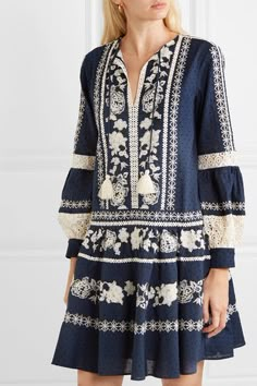 Tory Burch Outfits, Cream Embroidery, Fashion Illustrations Techniques, Cotton Mini Dress, Desi Fashion Casual, Cotton Linen Dresses, Folk Dresses, Embroidered Clothes, Swiss Dot