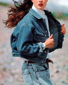 80s Fashion Outfits, 80s Fashion Trends, 80’s Fashion, 80s Denim, Fashion 80s, 80s And 90s Fashion, Look Retro, 80s Outfit, Double Denim