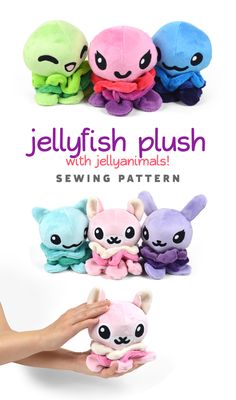 the jellyfish plush sewing pattern has four different colors and sizes, including pink, blue,