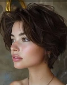 Textured Bob Hairstyles, Haircut Inspo, Hair Inspiration Short, Round Face Haircuts, Pixie Hair, Short Hair Haircuts, Short Haircut, Pixie Hairstyles, Short Hair Cuts For Women