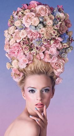 Avant Garde Hair, Trendy Flowers, Trendy Hair, Floral Fashion, Beauty And Fashion, Flower Fashion, Headdress