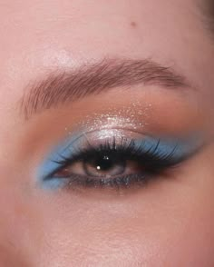 Natural Euphoria Makeup, Eye Makeup To Go With Blue Dress, Euphoria Makeup Blue Eyes, Makeup To Go With Dark Blue Dress, Blue Rhinestone Eye Makeup, Prom Blue Eye Makeup, Blue Makeup Looks With Rhinestones, Blue Makeup For Wedding, Blue Birthday Makeup Ideas