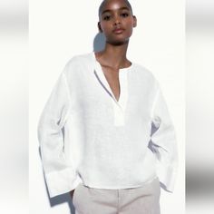 Blouse Made Of Linen. Round V-Neckline. Long Sleeves, Front Button Closure 100% Linen Pit To Pit 22" Length 25" Womens Basic Tops, Oyster White, Women Floral Blouse, Zara Shirt, Zara Blouse, Leopard Print Blouse, Zara White, Puff Sleeve Blouse, Linen Blouse