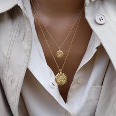 Tom Foolery, Sun Medallion, Dainty Jewelry Necklace, Lucy Williams, Dainty Jewellery, Silver Coin Necklace, Ear Crawler Earrings, Diy Collier, Gold Coin Necklace