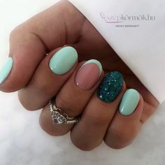 Very Short Round Nails Gel, Short Gel Nails Spring 2024, May Nails 2024, Short Round Nails Spring, Builder Gel Nails Design Short Summer, Gel Nail Designs 2024, Short Nail Designs 2024, Chic Nails Short, Really Short Gel Nails