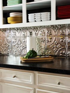 the kitchen counter is clean and ready to be used for dinner or desserts, as well as broccoli