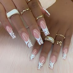 French Tip Nails With Design, Long French Tip Nails, Long French Tip, Nails With Design, Simple Acrylic Nails, Daily Nail