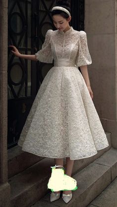 Classy Vintage Wedding Dress, Wedding Dresses Korean Style, Attending A Wedding Outfit, Wedding Gown Vintage Classy, Korean Traditional Dress Royal, Evening Dresses For Weddings Classy, Makeup Looks Korean, Makeup Looks Asian, Skirt Outfits Indian