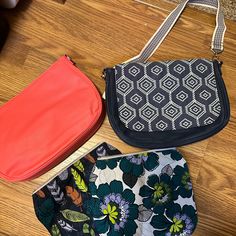 In This Bundle, You Will Receive The Following: 2 - Studio Thirty-One Classic Bags In Calypso Coral Pebble And Midnight Navy Pebble (Retail $80 Each) 3 - Studio Thirty-One Flaps In Falling Feathers, Dotty Hexagon And Garden Party (Retail $18 Each) 1 - Studio Thirty-One Shoulder Strap In Navy Multi Web (Retail $12) For A Total Retail Value Of $226! Thirty One Wallet, Organizing Utility Tote, Utility Tote Bag, Bucket Tote Bag, Large Utility Tote, White Shoulder Bag, Green Purse, Utility Bag, Thirty One Bags