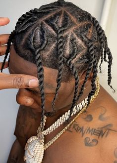 Men 2 Strand Twist Styles, Twisties Hairstyles 2000s, Kamikaze Twists Men, 2 Strand Twist Men Styles, Rope Twist Men Hair, Natural Hairstyles For Black Men, 2 Strand Twist Styles Natural Men, Men Twists Hairstyles