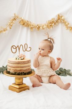 Diy Smash Cake Photoshoot, Boho Cake Smash, Diy Smash Cake, Rustic Crochet, 1st Year Cake, Cake Smash Inspiration, Cake Photoshoot, Cake Smash Outfit Girl, Baby Birthday Photoshoot