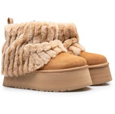 Cute Uggs, Ugg Classic Mini, Ugg Classic, Classic Mini, Pretty Shoes, Dream Shoes