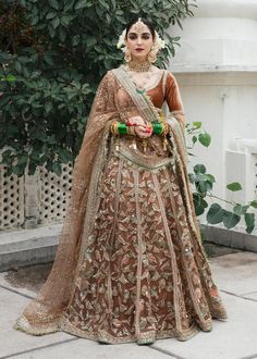 Royal Net Lehenga and Velvet Choli Bridal Wedding Dress is a Breathtaking masterpiece adorned with Adda work, Sequins, Mukaish, and Dabka. Fast shipping. Velvet Choli, Hussain Rehar, Pakistani Bridal Lehenga, Pakistani Bridal Dress, Bridal Dupatta, Maya Ali, Bridal Wedding Dress, Net Lehenga, Indian Bridal Dress