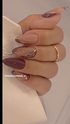 Gold Nail, Elegant Nails, Glitter Nail Art, Fancy Nails, Nail Arts