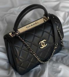 Expensive Purses, Chanel Shoulder Bag, Chanel Black, Cute Bags