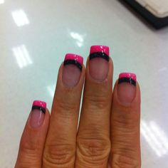 Pink and black nails Roman Wedding, Black Toe Nails, Essie Nail Polish Colors, Nailart Ideas, Wedding Settings, Pink Tip Nails, White Tips