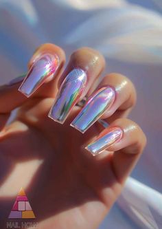 Nails 2024: A Peek into the Future of Trendsetting Designs - nailhow Rainbow Chrome Nails, Nails Metallic Chrome, Chrome Nail Designs, Holographic Nail Powder, Nails Holographic, Opal Nails, Nail Art Stripes, Nail Trend