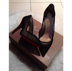 @mommaseeta ☽ Cheap Heels, Shoe Fits, Pretty Shoes, Louboutin Shoes, Christian Louboutin Shoes