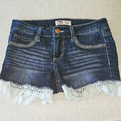 Never Worn, Didn't Fit Me. Would Fit A Xs-S Fitted Casual Shorts With Lace Trim, Lei Low Rise Jeans, Y2k Medium Wash Denim Shorts, Y2k Medium Wash Mid-rise Jean Shorts, Y2k Denim Jean Shorts With Built-in Shorts, Vintage Cutoff Jeans With Built-in Shorts, Low Rise Jean Shorts, American Flag Shorts, Low Rise Jean