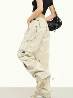 5ft 5''(166cm) tall, 97 lbs(44kg) weight and wearing a size M163cm/44kg wearing a size S - BUCKLE- Multi-pocket- Wide straight fit (baggy)- Cargo drape style- 3 colors Fall Outfits Y2k, Cargo Pants Baggy, Streetwear Cargo Pants, Wide Leg Denim Pants, Pants Baggy, Baggy Cargo Pants, Trousers Casual, Streetwear Jeans, Denim Decor