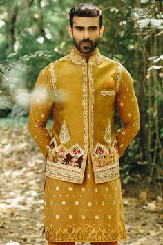 Mehndi Dress For Groom, Kurta Designs For Men, Men Sherwani, Boys Kurta Design