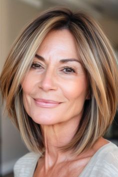 hairstyles for women over 60 with bangs Womens Shoulder Length Hairstyles, Long To Short Hair, Fall Hair Color For Brunettes, Brown Hair With Blonde Highlights, Subtle Highlights, Hair Advice, A Hairstyle, Haircuts For Medium Hair