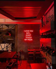 I Love You But Don't Touch My Pizza Neon Sign Neon Signs In Restaurants, Neon Lights Bar Interior Design, Neon Pizza Sign, Restaurant Neon Sign Ideas, Pizza Neon Sign, Neon Signs Aesthetic, Pizza Decor, Restaurant Neon Sign, Neon Sign Board