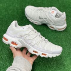 Item: Nike Air Max Plus Utility Size: Men's U.S Size 9.5 Condition: Pre-Owned Gently Worn, Good Condition 100% Authentic C-054798 Nike Air Max Plus, Air Max Plus, Nike White, Mens Sportswear, Shoes White, White Nikes, Men's Nike, Air Max, Nike Air Max