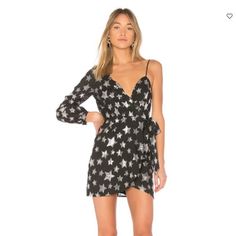 For Love & Lemons X Revolve Collab Star Print One-Shoulder Dress. Brand New With Tags Poly Blend. Dry Clean Only. Fully Lined. Adjustable Shoulder Strap. Wired V-Front. Surplice Bodice With Tie Detail. Hidden Back Zipper Closure. V-neck Star Print Party Dress, Chic Party Dress With Star Print, Chic Star Print Party Dress, Chic Star Print Dress For Party, Summer Party Mini Dress With Star Print, Party Mini Dress With Star Print, Fitted Star Print Mini Dress For Night Out, Revolve Dress, Strapless Sheath Dress