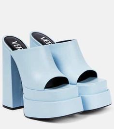 Versace Heels, Versace Women, Dr Shoes, 90s Girl, Shoes Heels Classy, Versace Shoes, Platform Mules, Funky Shoes, Donatella Versace