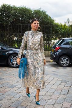 Giovanna Battaglia gives us a master class in sequins. Image Source: STYLE DU MONDE Winter Birthday Outfit, Winter Mode Outfits, London Fashion Weeks, Combination Fashion, Emmanuelle Alt, Giovanna Battaglia, Flattering Outfits, Bachelorette Party Outfit, Popsugar Fashion