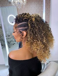 Mixed Hair Updo, Cabello Afro Natural, Curly Hair Ponytail, Curly Crochet Hair Styles, Curly Hair Photos, Hair Twist Styles, Hairdos For Curly Hair, Natural Hair Updo, Hair Ponytail Styles