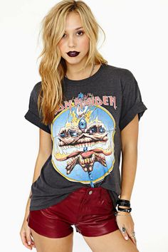 Maiden Outfit, Metal Tshirt, Outfits Rock, Metal Goth, New Look Fashion, Fashion Ideas For Women, Metal Clothing, Random Fashion