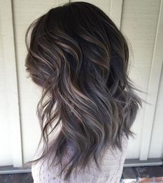 Brown Layered Hairstyle With Gray Ombre White Blonde Hair Color, Grey Brown Hair, Balayage Hair Grey, Grey Ombre Hair, Balayage Ideas, Gray Balayage, Gray Ombre, Pastel Ombre, Grey Highlights