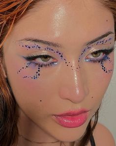 #editorialmakeup #avantgarde #editorial #runway #makeup Space Makeup Futuristic Make Up, Runway Makeup Looks 2023, Rauw Alejandro Makeup Ideas, Futuristic Makeup Looks, Makeup For Photography, Neo Yokio, Futuristic Makeup