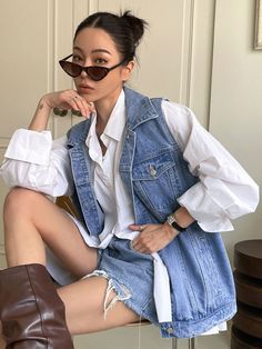 Black Denim Vest, Moda Jeans, Outfit Jeans, Inspired Outfits, Denim Jacket Women