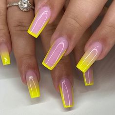 Multicolored Nails, Glitter Nails Acrylic, Diy Acrylic Nails, Fancy Nails Designs, Beauty Nails Design, Ombre Nail Designs, Acrylic Nails Coffin Short, Short Acrylic Nails Designs